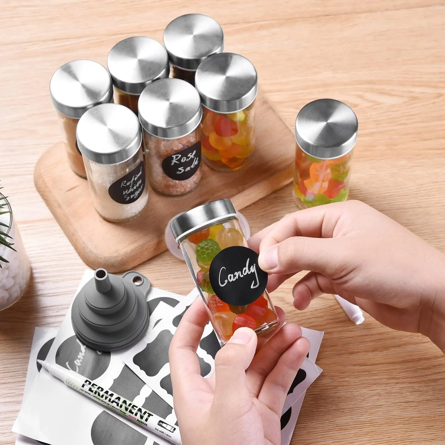12 Round Spice Jars, 4 oz Seasoning Containers with Airtight Stainless Steel Caps and Shaker lids,Round Seasoning Containers and Spices Container Set.…