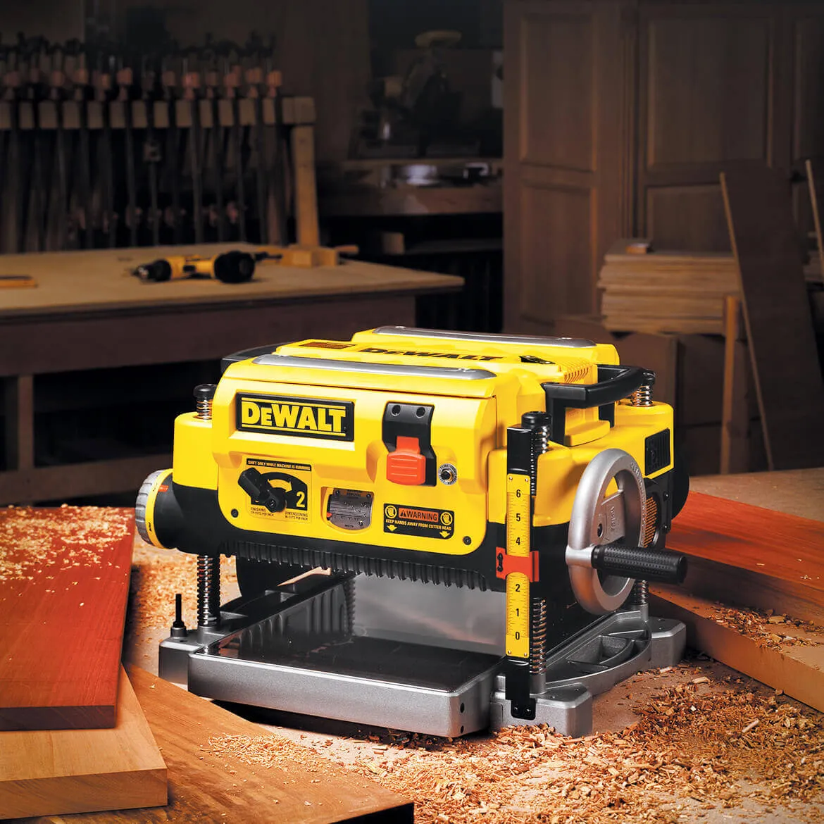 DeWALT DW735X 13-Inch Two-Speed Woodworking Thickness Planer   Tables & Knives