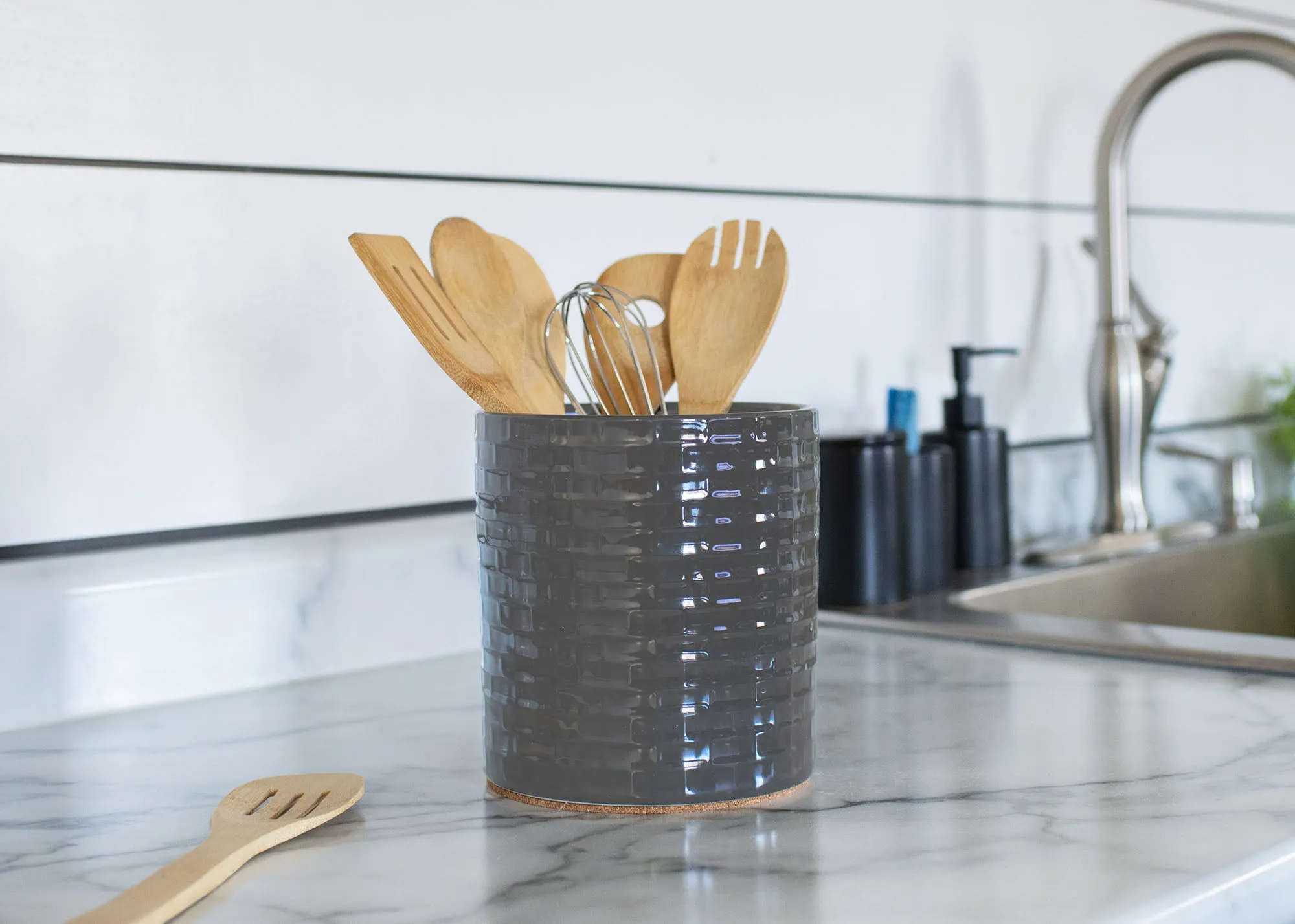 Embossed Subway Tile Ceramic Stoneware Cork Bottom Kitchen Utensil Holder, Grey