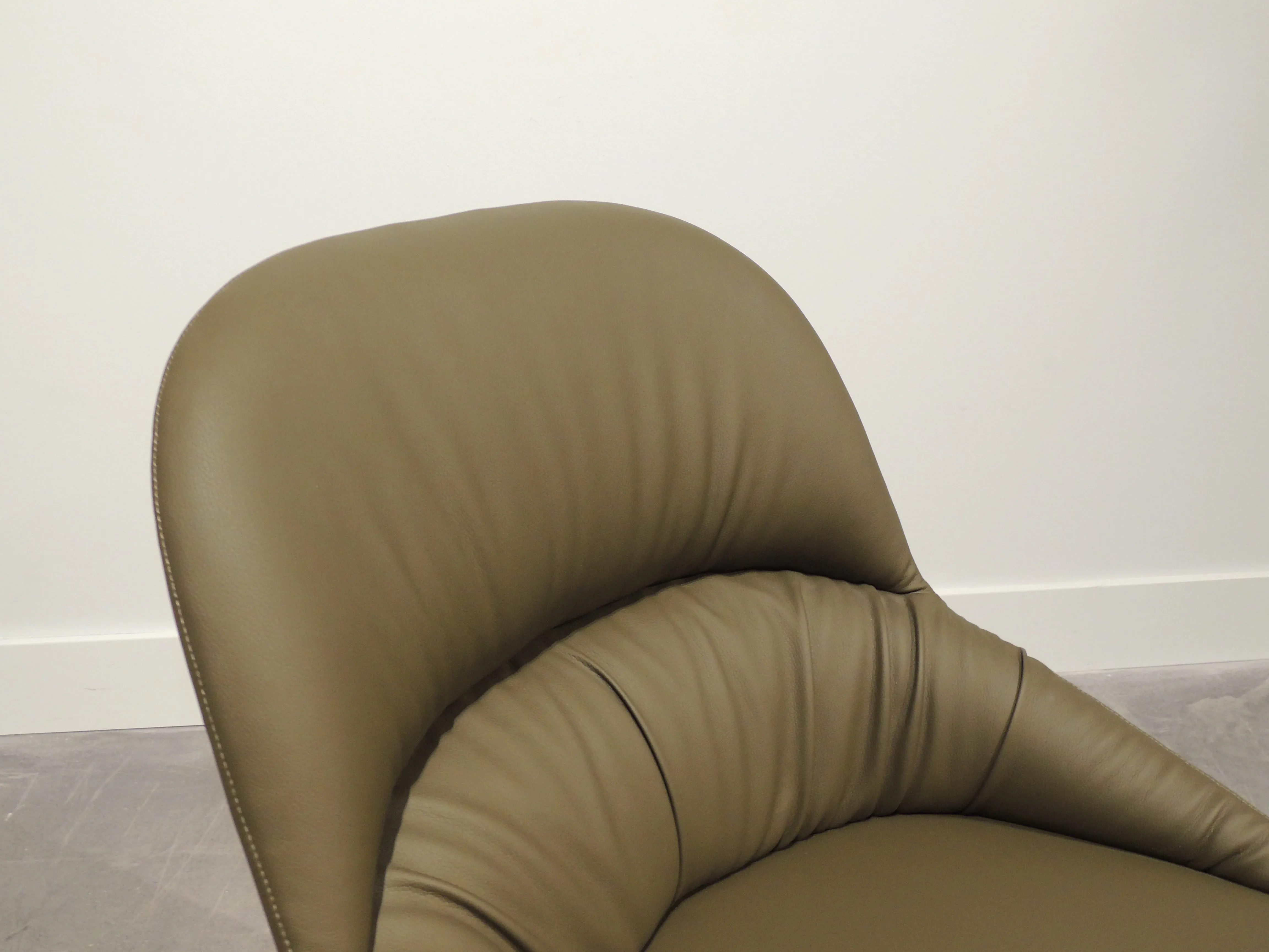 Queen Dining Chairs - Set of 6