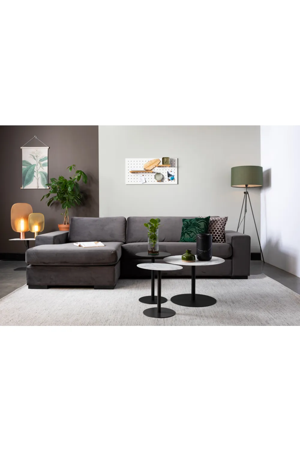 Round Black End Table (S) | Zuiver Snow