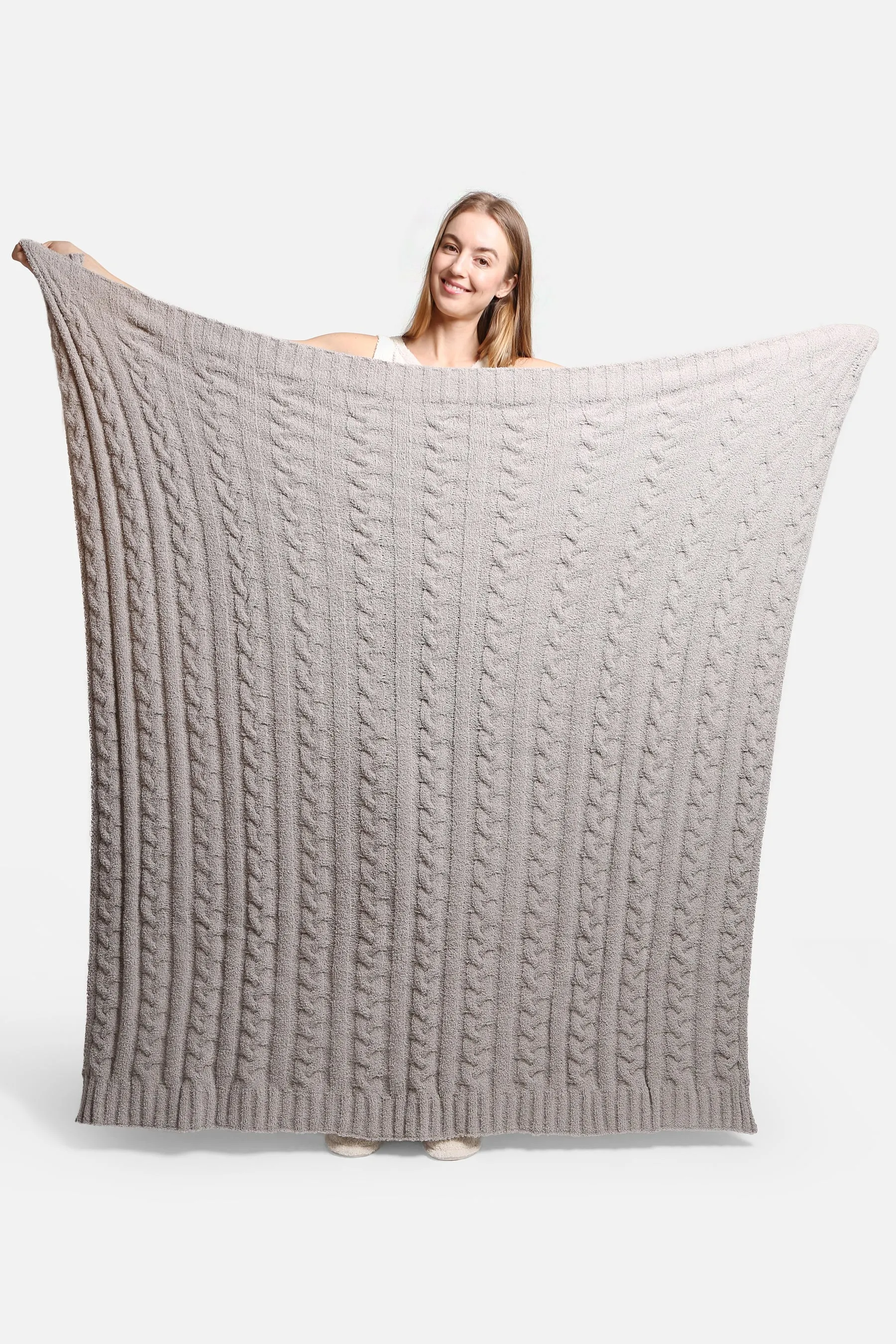 Ultra Luxe Braided Throw Blanket in Gray